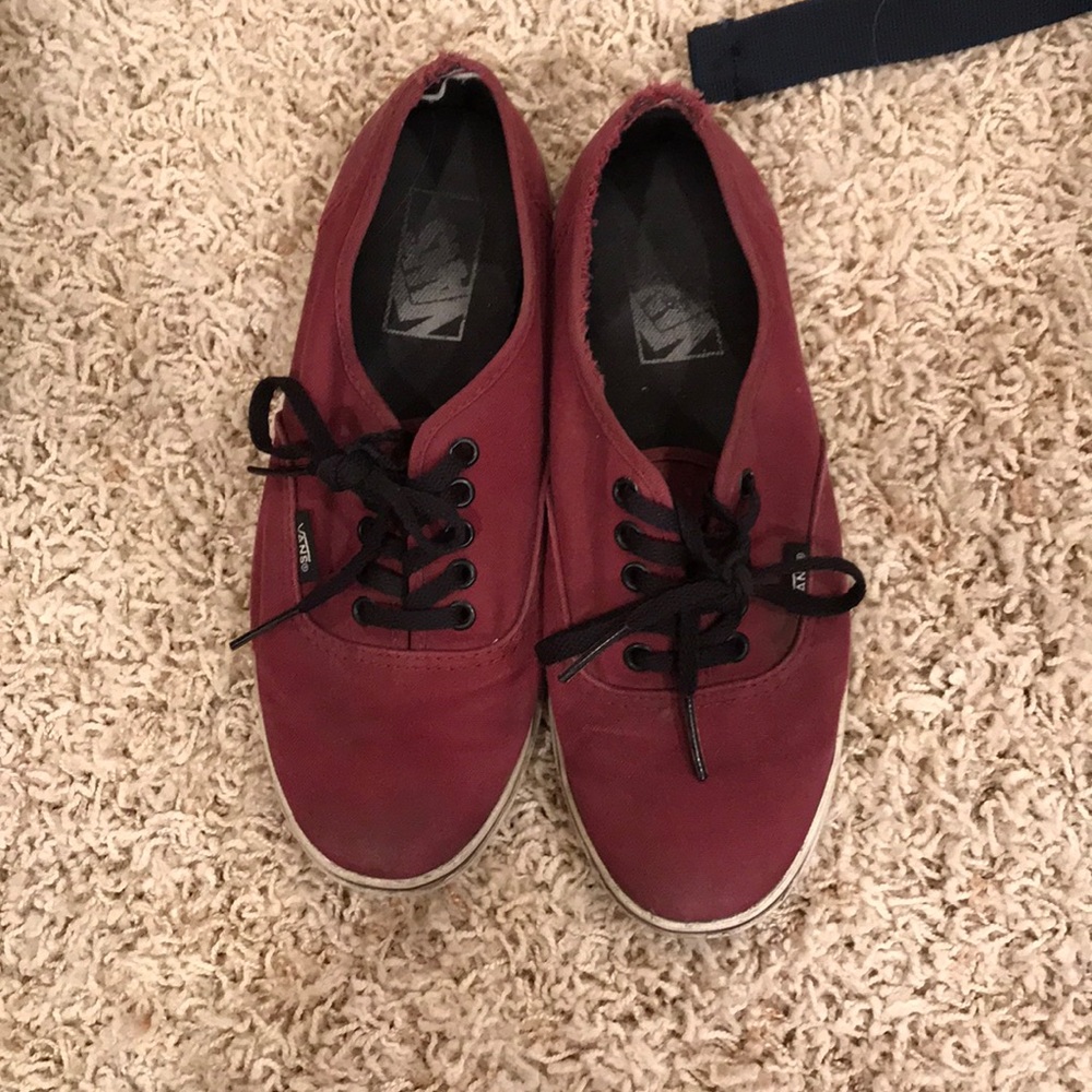 Maroon low pro vans